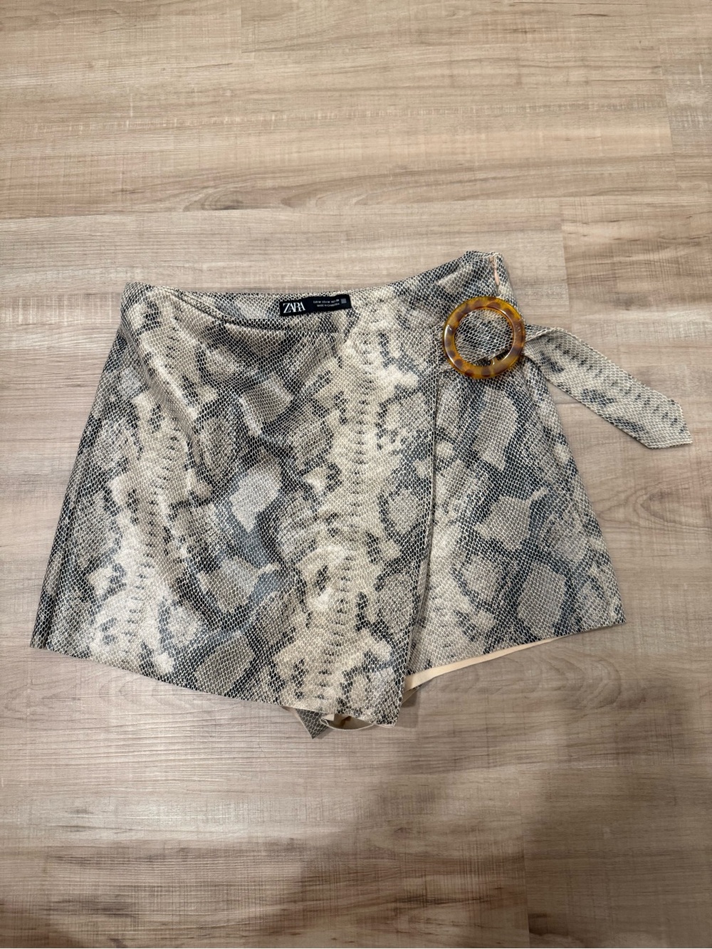 Zara Skort! Cross listed on Mercari bc my prices are lower!